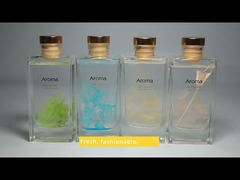 偽の花の装飾が付いている注文の自然なリード ディフューザー ルーム香水 200ml