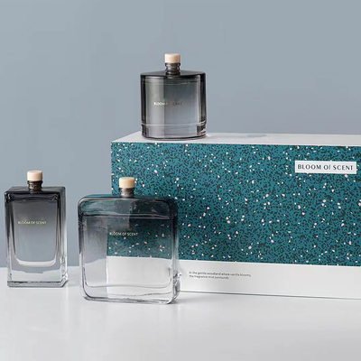 シリンダー ギフト用の箱が付いている正方形のびん部屋のにおいの芳香のReedの拡散器