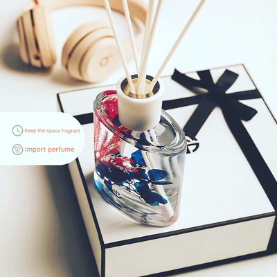 乾燥された花の装飾が付いている部屋の香水の香りのReedの拡散器100ml
