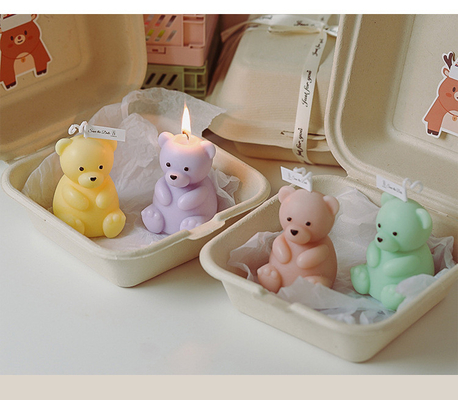香りの家の多彩なハンドメイド3Dくまは家の装飾の付属品のための香料入りの蝋燭の切り分けを形づけた