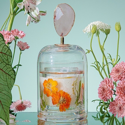 アロマセラピーのカバーが付いている不滅の花の水晶のコップの治療の大豆のワックスのにおいの蝋燭