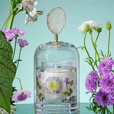 アロマセラピーのカバーが付いている不滅の花の水晶のコップの治療の大豆のワックスのにおいの蝋燭