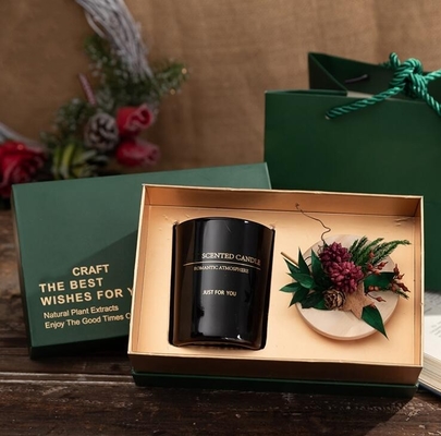 花の黒い緑のワックスの木のふたのクリスマスの香料入りの蝋燭の結婚祝い箱