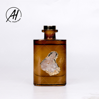 繊維の藤の正方形の金ふたのガラス ビンの精油の香りのReedの拡散器180ML