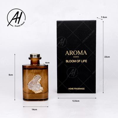 繊維の藤の正方形の金ふたのガラス ビンの精油の香りのReedの拡散器180ML