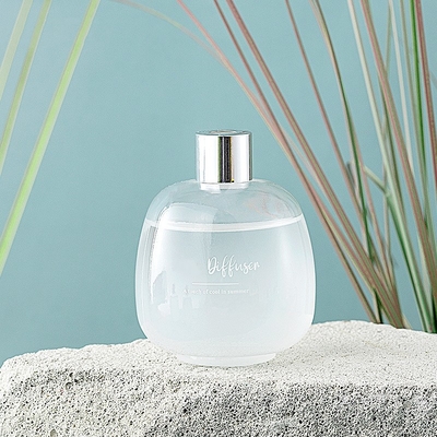 ローズの花部屋のガラス ビン家のための芳香オイルの棒のReedの拡散器