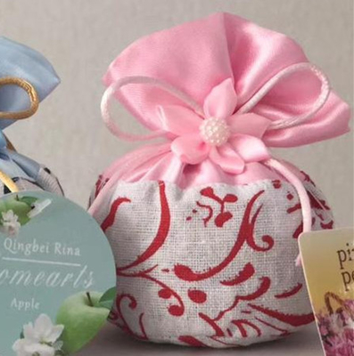 花の芳香を乾燥してワードローブのための引出しの磨き粉をかぎつけた