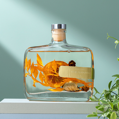 ギフト用の箱の家の芳香のOudのビャクダンの香りのリードの拡散器の香水
