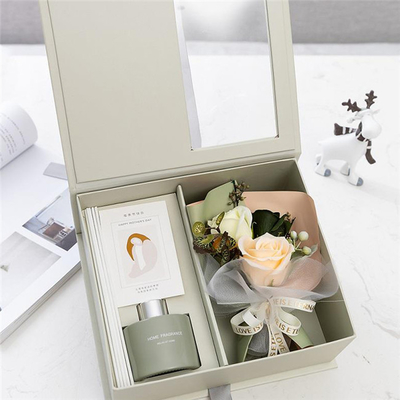 ODM リードの拡散器の彼女の150mlのために置かれる家の芳香のギフト