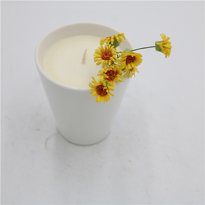香りの家のティー カップの陶磁器の大豆の蝋燭は無光沢の白い7ozをかぎつけた