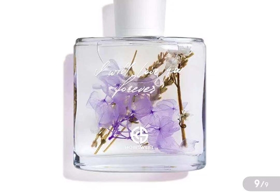 乾燥された花の装飾が付いている部屋の香水の香りのReedの拡散器100ml